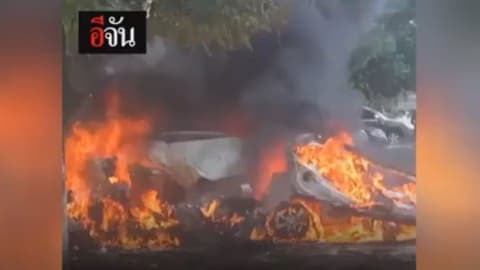 ระทึก ซิ่งเก๋งชนต้นไม้ หวิดย่างสด